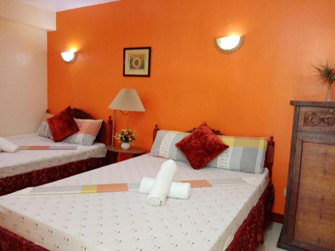 D'Lucky Garden Inn & Suites Tiniguiban Exteriör bild