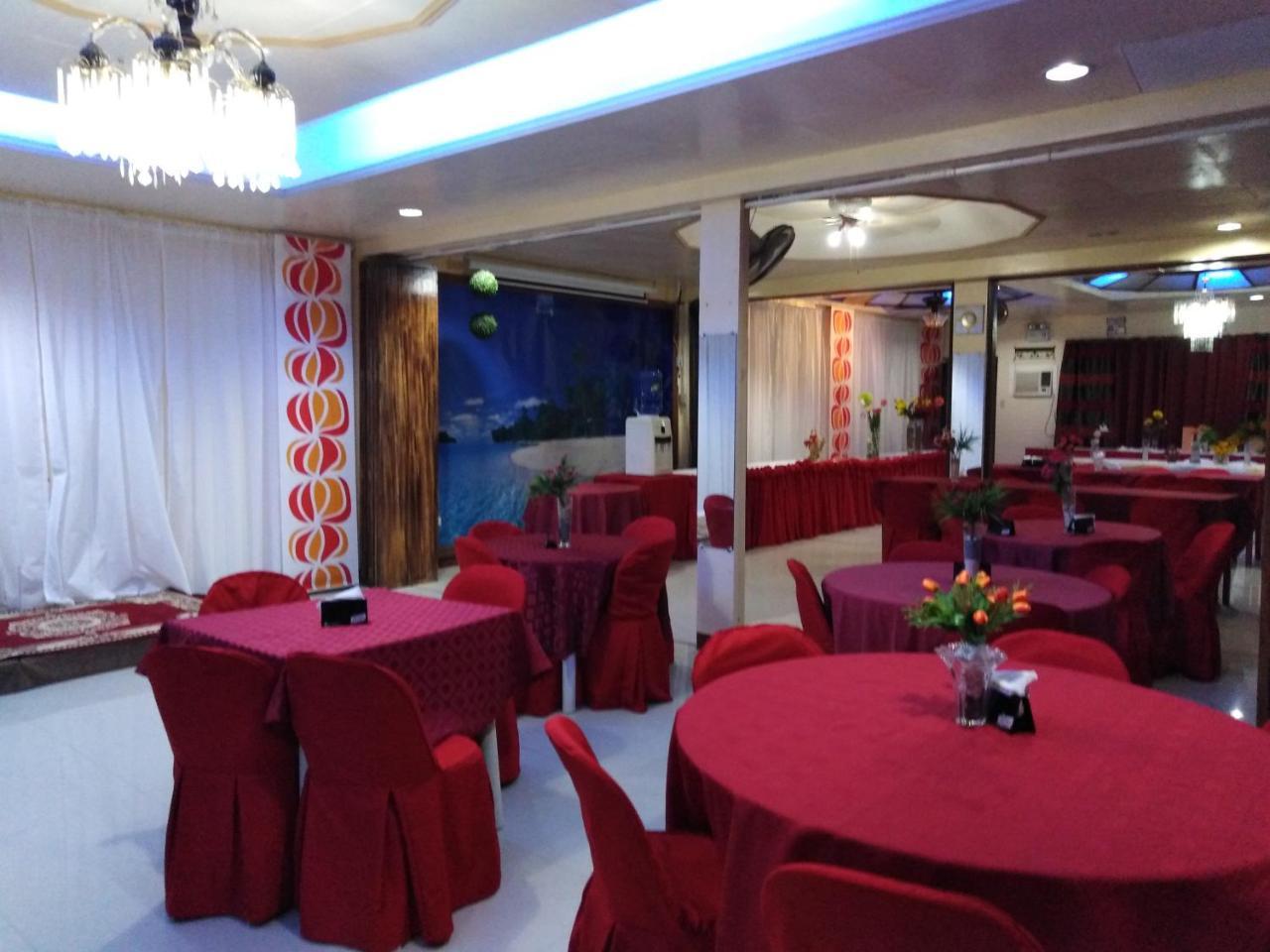 D'Lucky Garden Inn & Suites Tiniguiban Exteriör bild