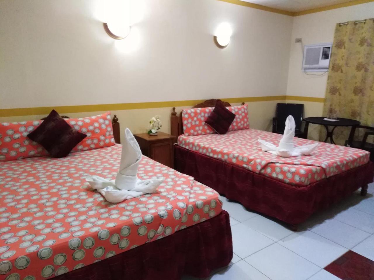 D'Lucky Garden Inn & Suites Tiniguiban Exteriör bild